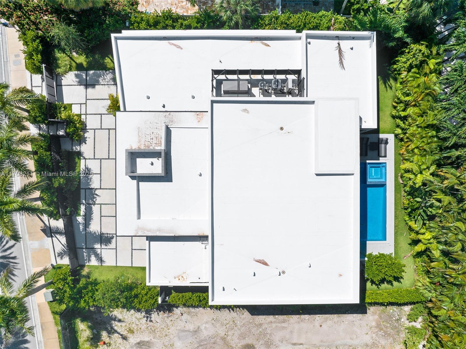 GOLDEN BEACH SEC A - Residential