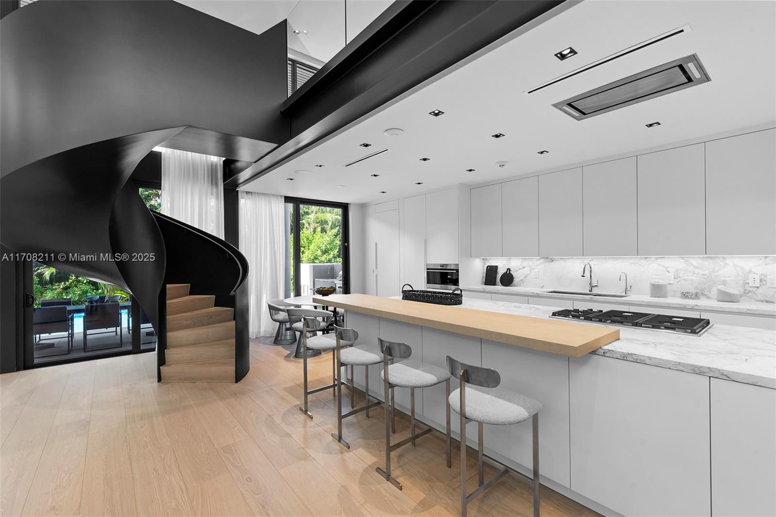GOLDEN BEACH SEC A - Residential