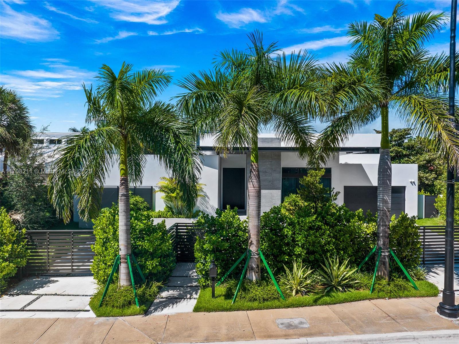 Property for Sale at 620 Ocean Blvd, Golden Beach, Miami-Dade County, Florida - Bedrooms: 6 
Bathrooms: 9  - $9,150,000