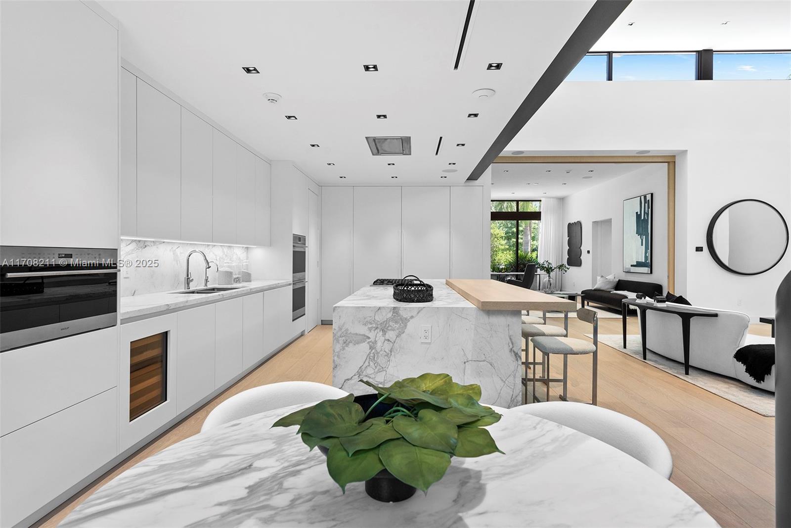 GOLDEN BEACH SEC A - Residential