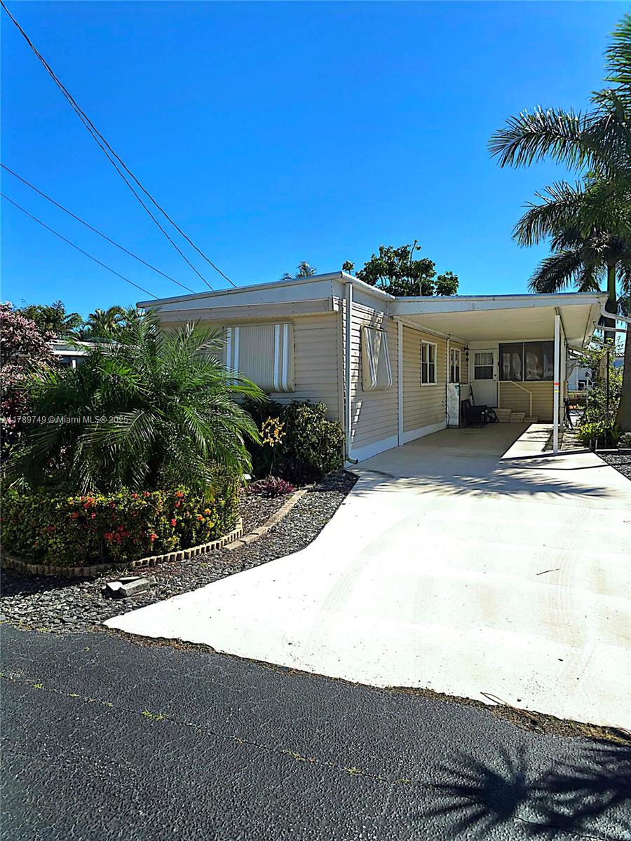 PINE GROVE VILLAGE - Residential