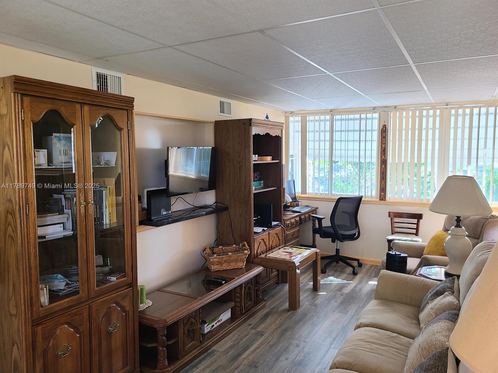 PINE GROVE VILLAGE - Residential