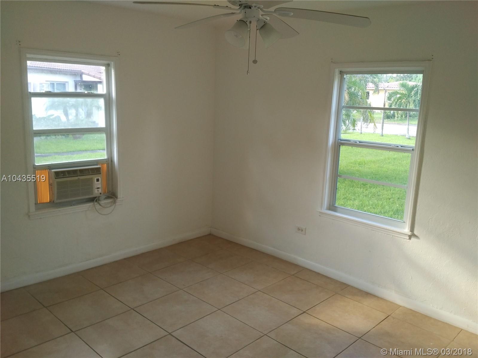 DAVIS ADDN TO BISC PARK V - Residential Income