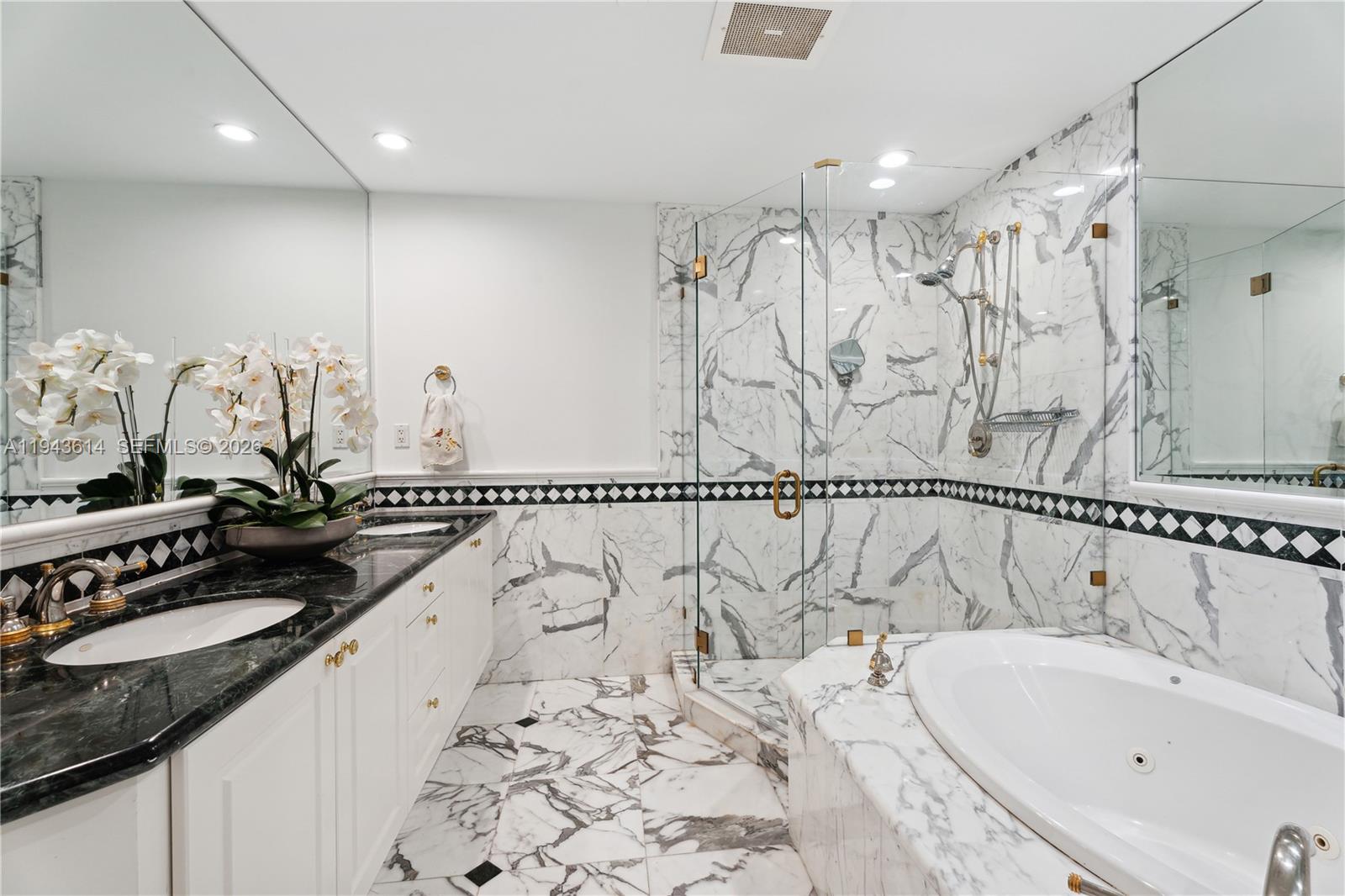 BELLINI CONDO - Residential