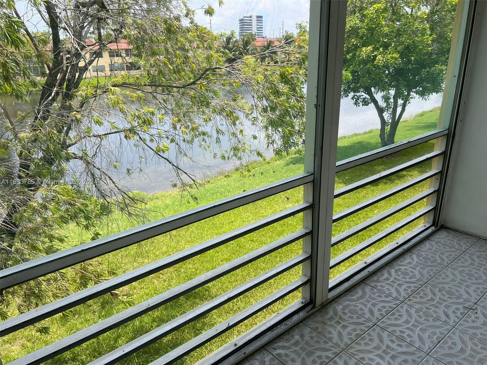 BISC LAKE GARDENS CONDO N - Residential Lease