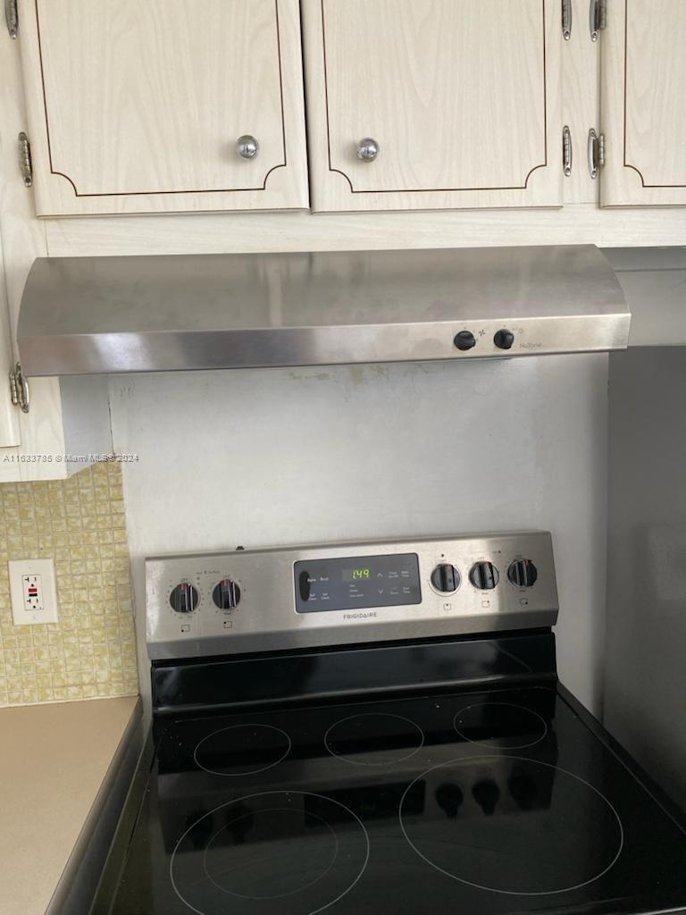 BISC LAKE GARDENS CONDO N - Residential Lease