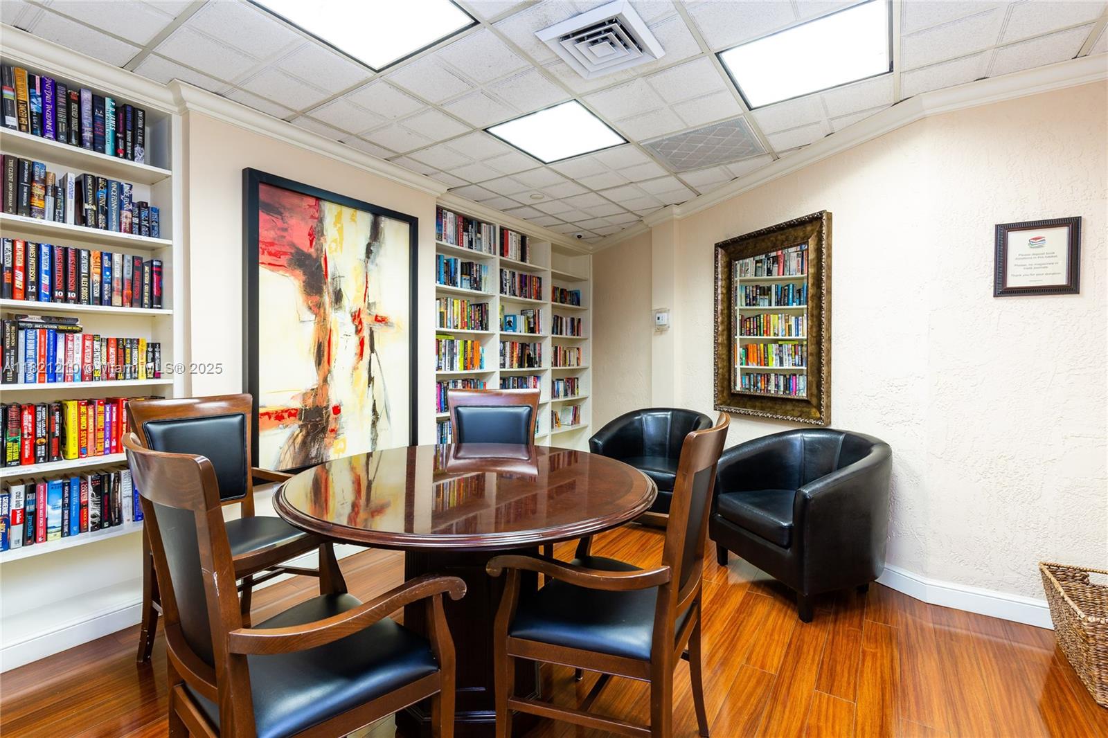 MYSTIC POINTE TOWER 500 C - Residential