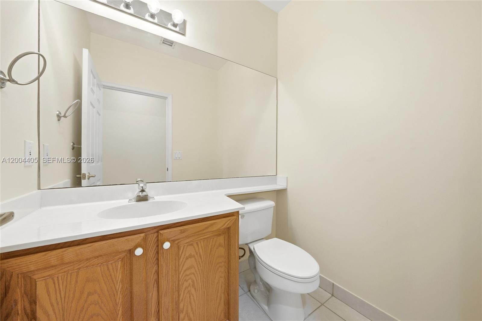 CORAL TRACE - Residential Lease