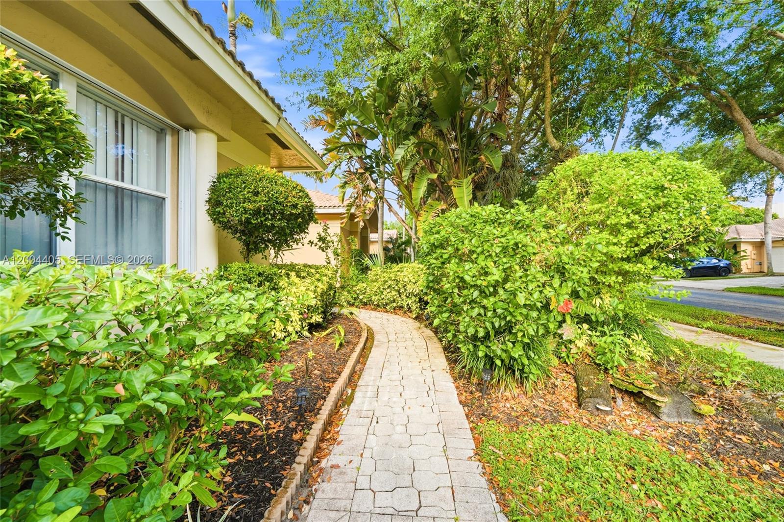 CORAL TRACE - Residential Lease