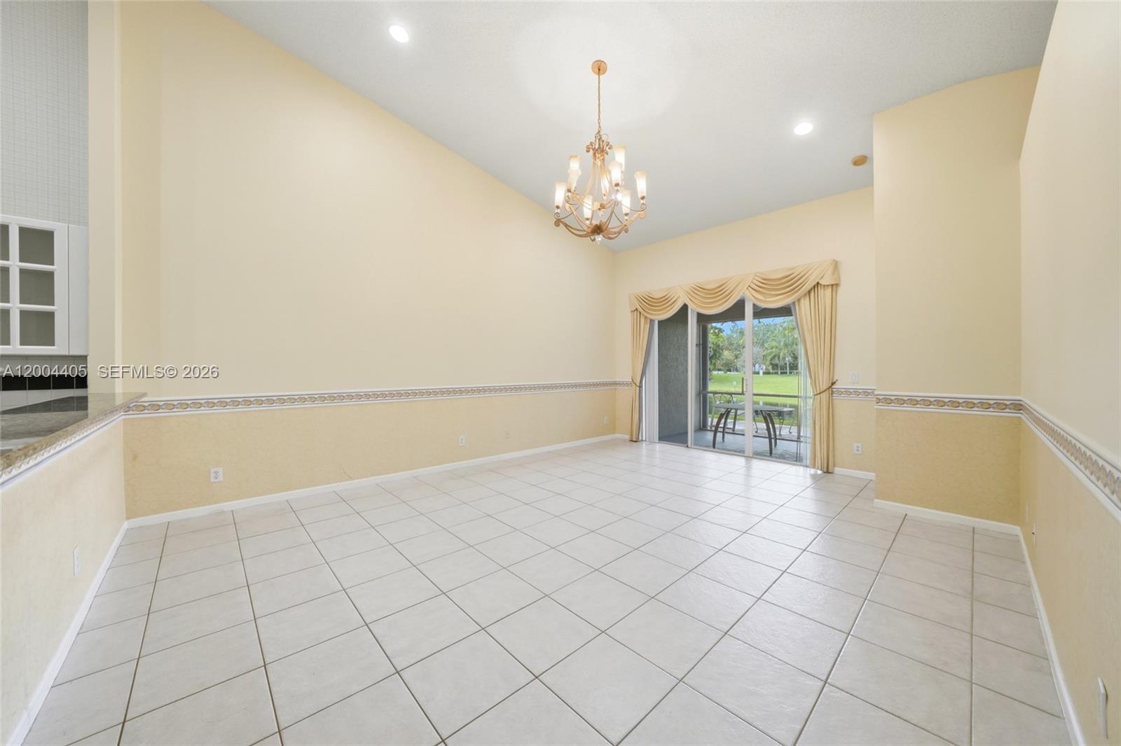 CORAL TRACE - Residential Lease