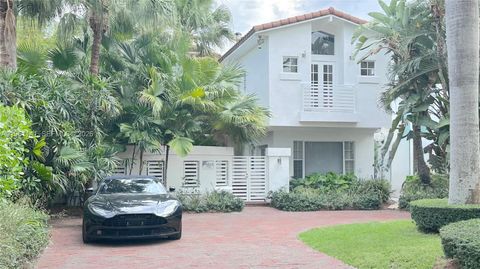 224 S Coconut Ln Miami Beach FL 33139