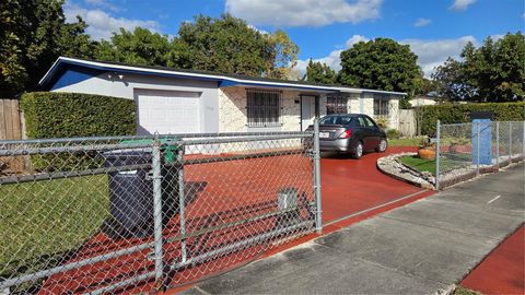 11933 SW 196th Ter Miami FL 33177