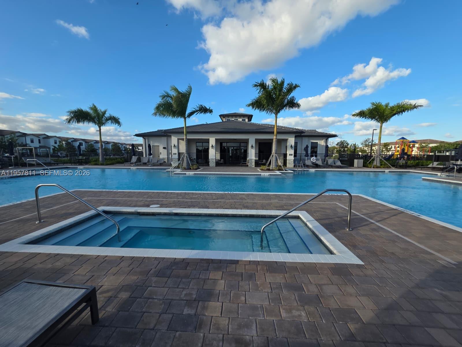 Siena Reserve - Residential