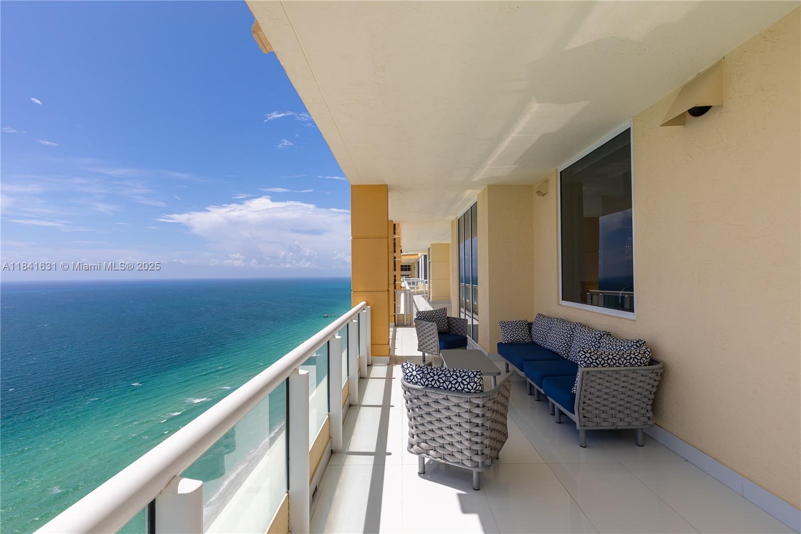 ACQUALINA OCEAN RESIDENCE - Residential