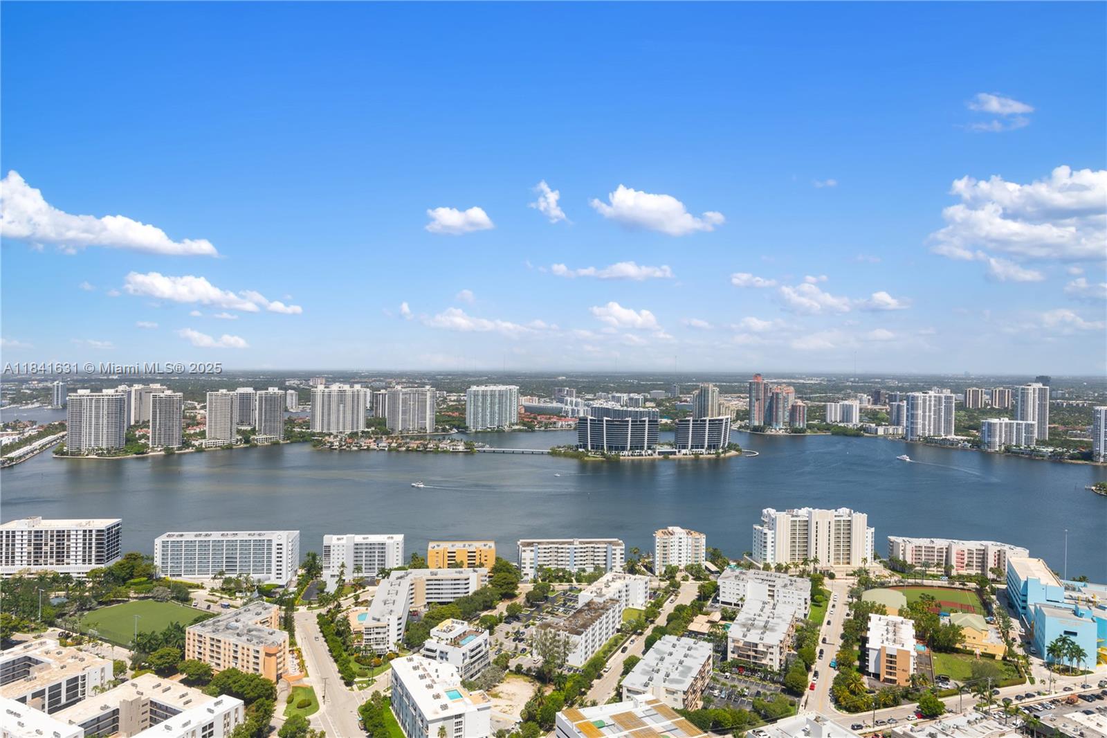 ACQUALINA OCEAN RESIDENCE - Residential