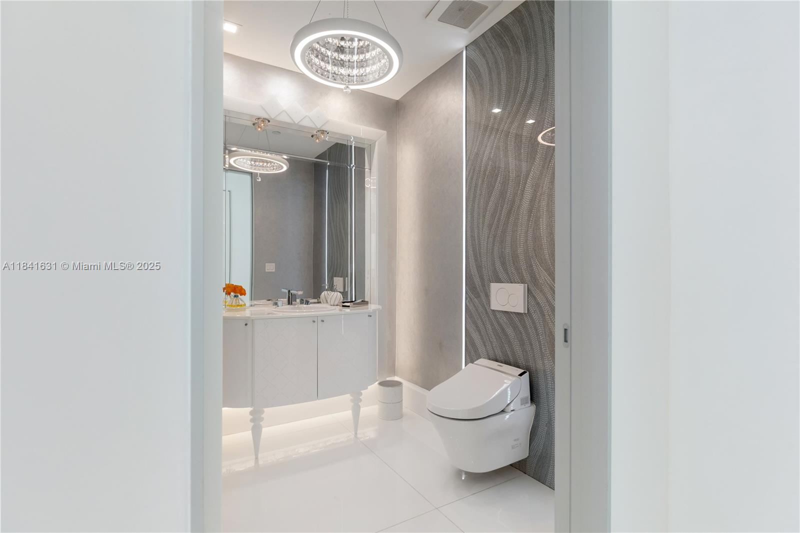 ACQUALINA OCEAN RESIDENCE - Residential
