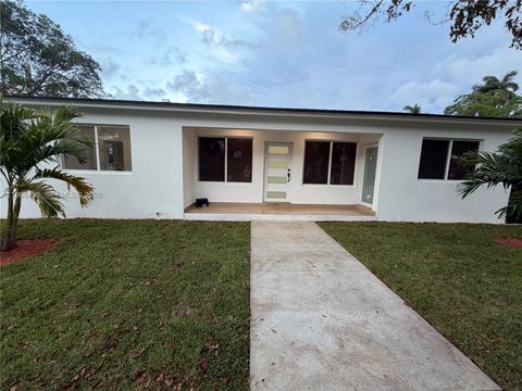 596 Ragan Dr Miami Springs FL 33166