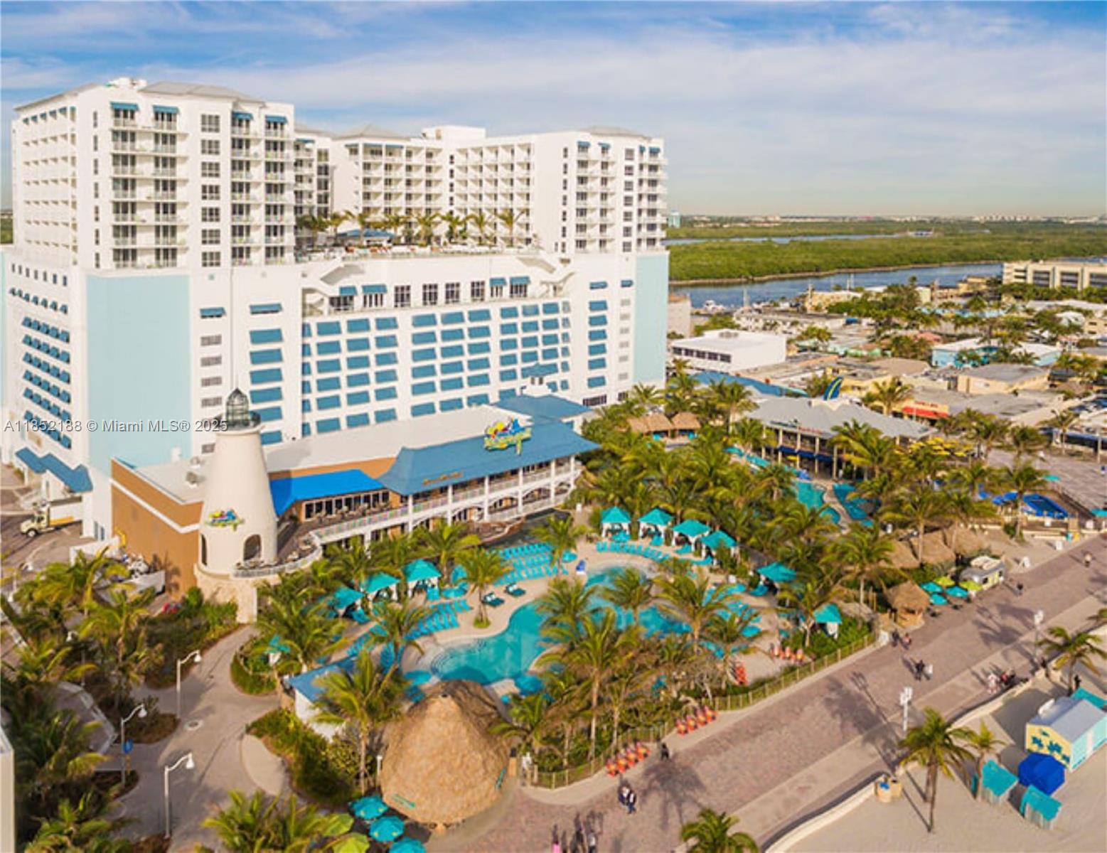 STRATFORD TOWERS CONDO - Residential