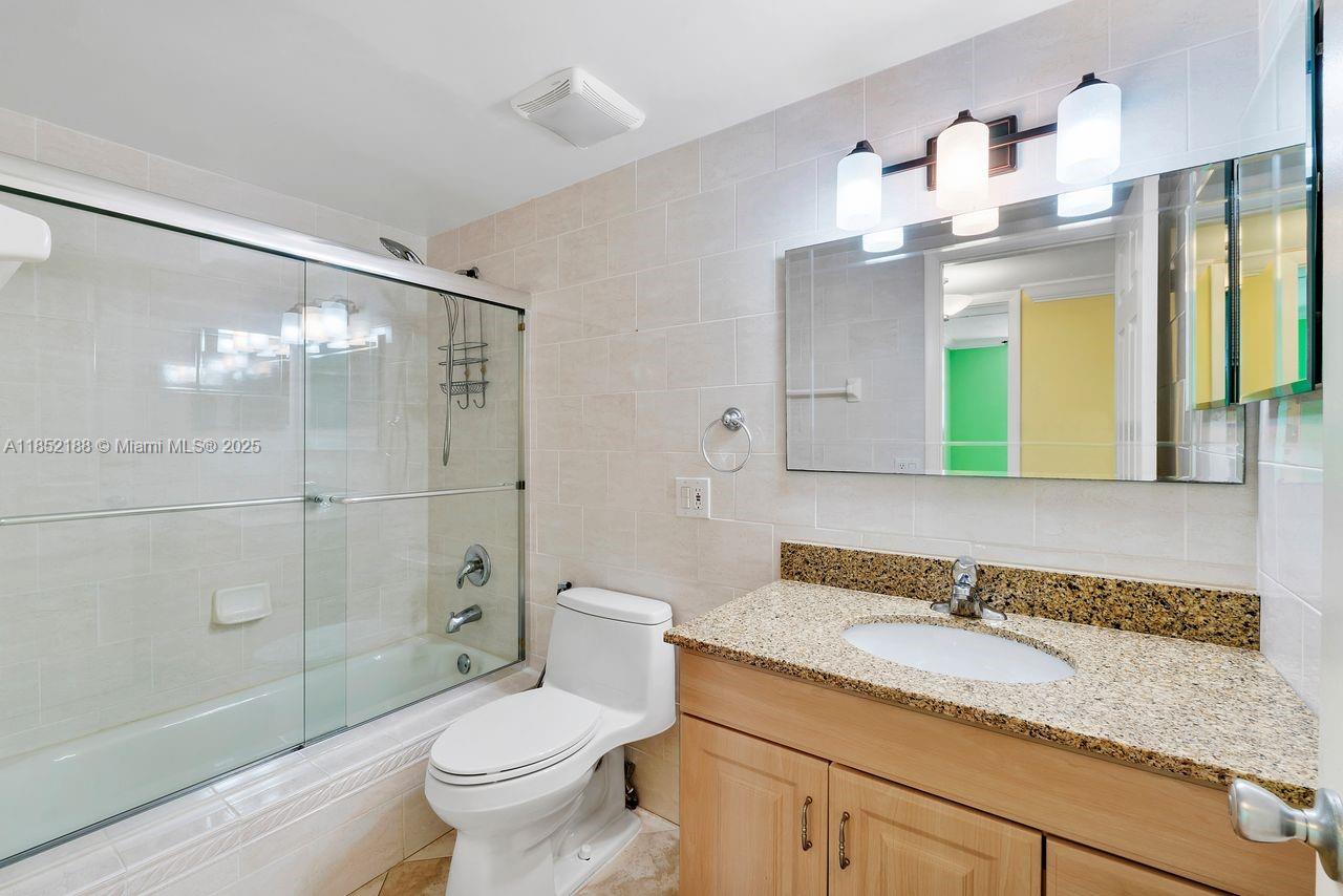 STRATFORD TOWERS CONDO - Residential