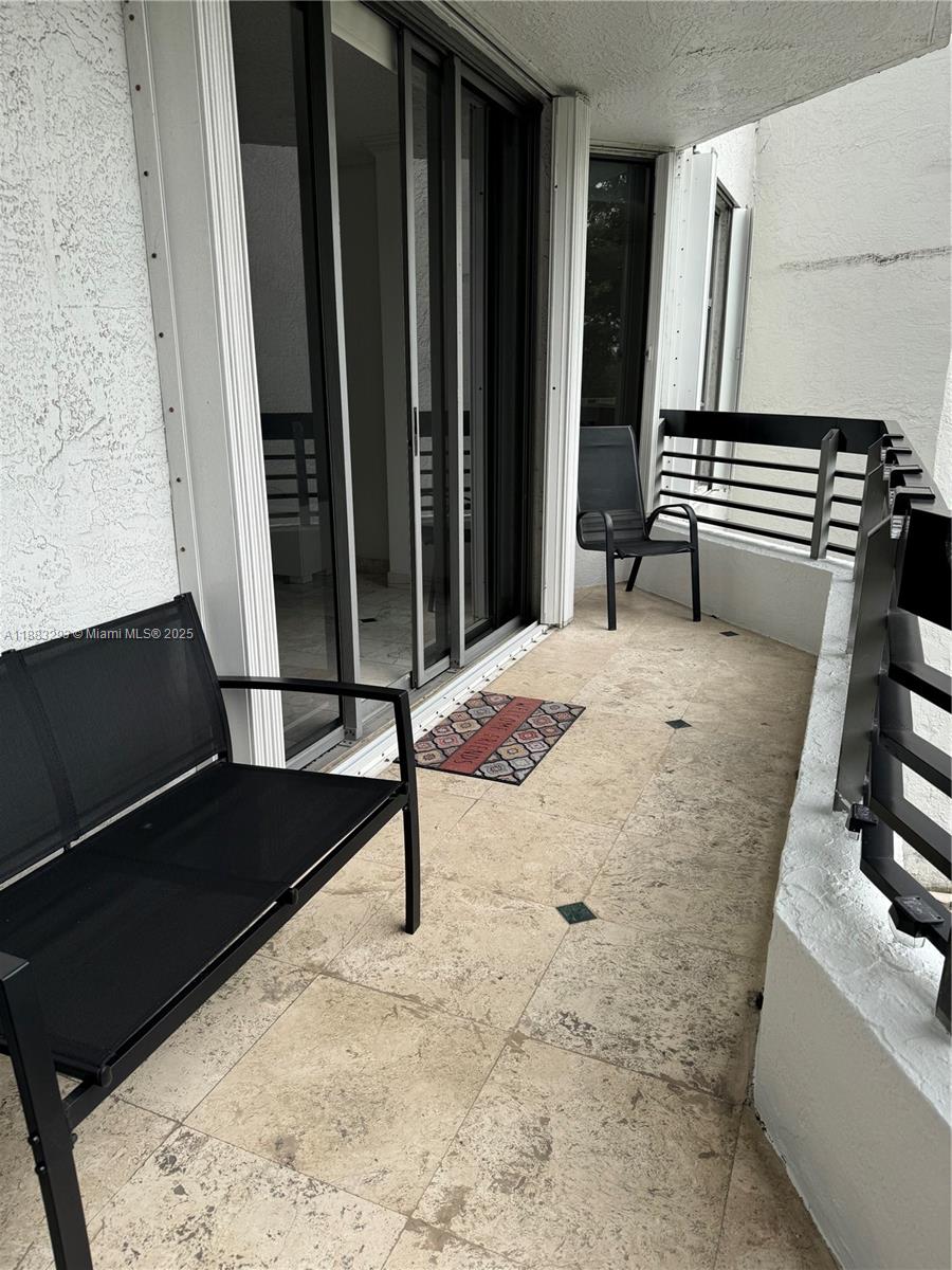 MYSTIC POINTE TOWER 600 C - Residential