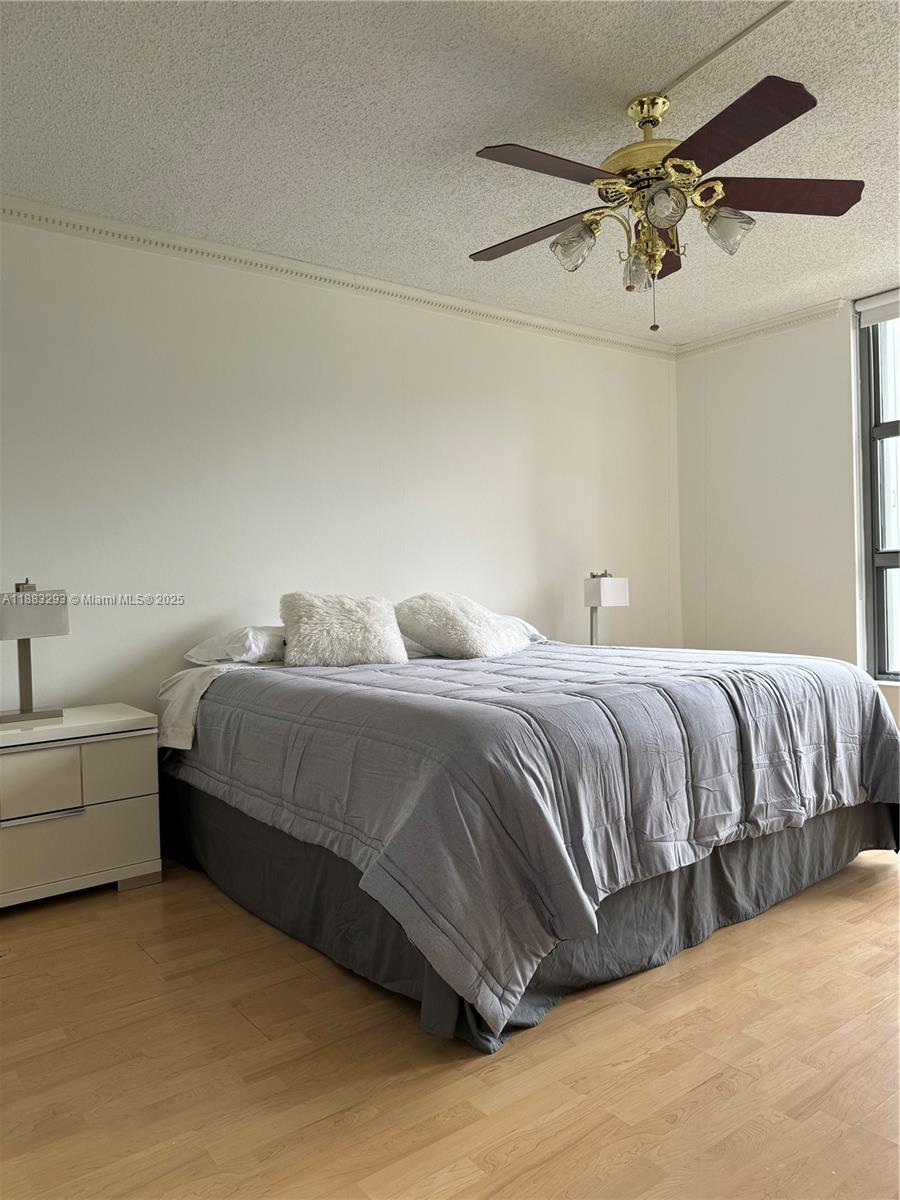 MYSTIC POINTE TOWER 600 C - Residential