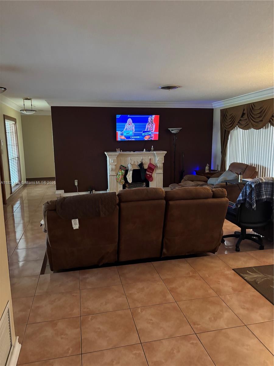 14520 Sabal Dr