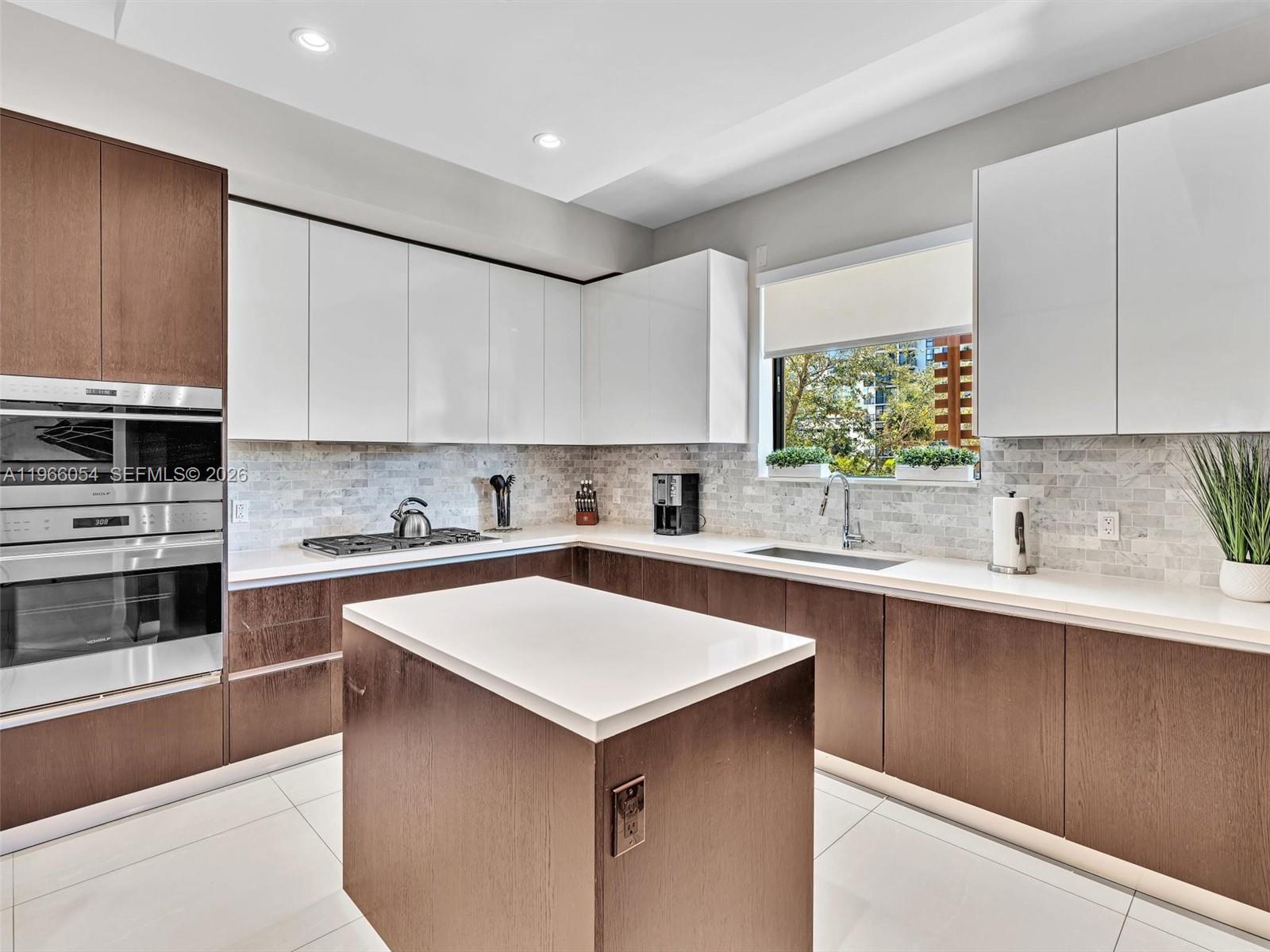 30 THIRTY NORTH OCEAN CON - Residential Lease