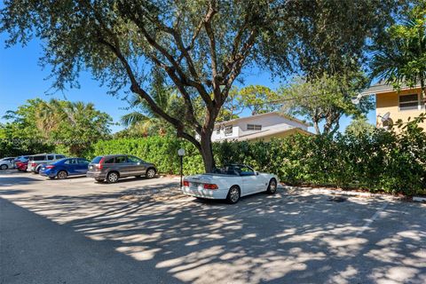 A home in Deerfield Beach