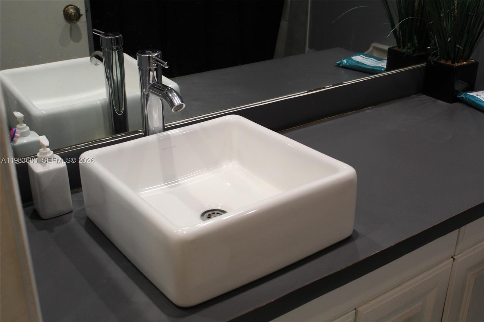 LAKES BY THE BAY SEC 5 - Residential