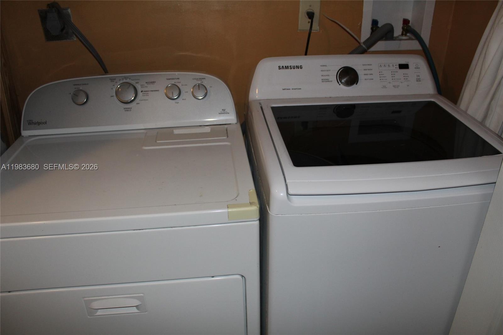 LAKES BY THE BAY SEC 5 - Residential