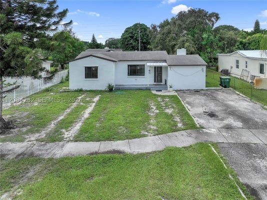 1146 JANN AVE, OPA LOCKA, FL 33054 - Image 980f2abdbca989eff02c78b356cfb658/2278471237