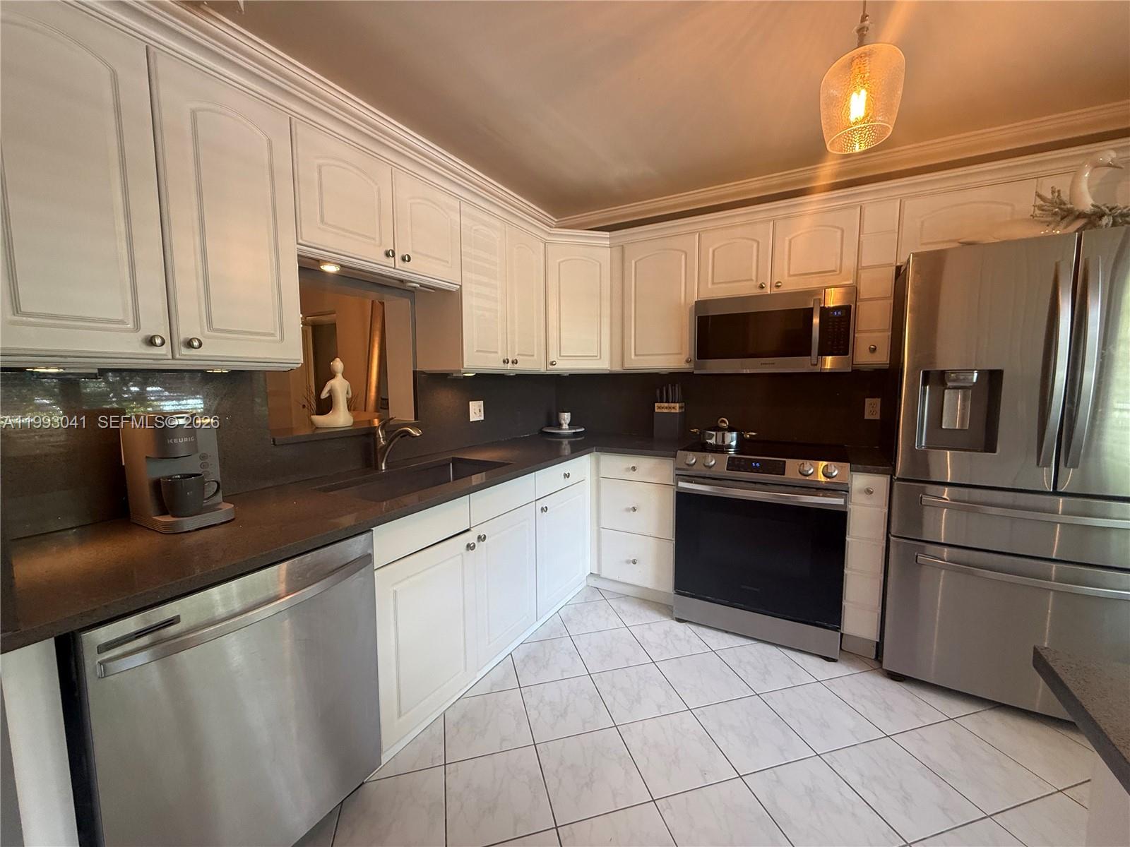 ANTIGUA VILLAGE II C COND - Residential