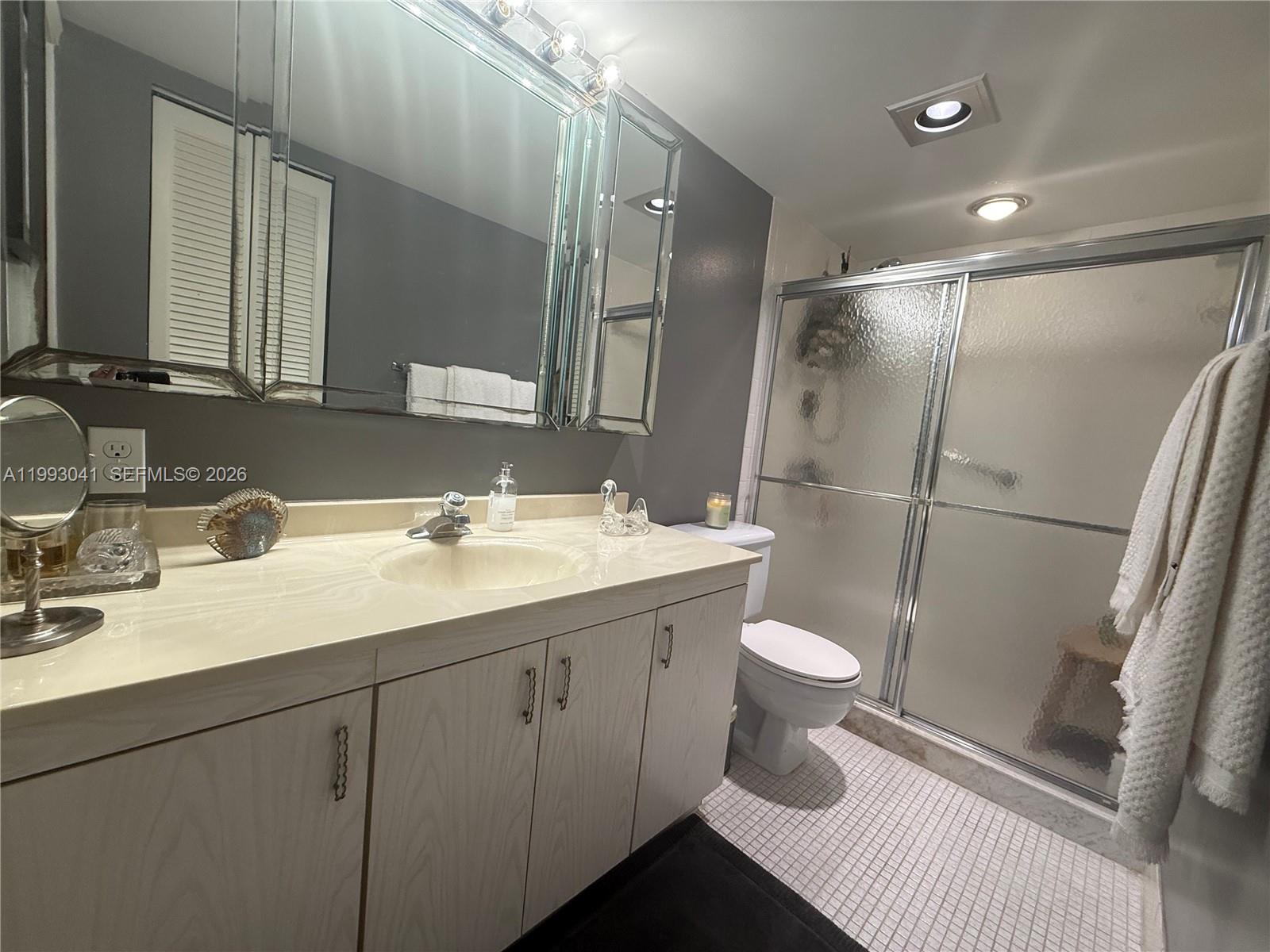 ANTIGUA VILLAGE II C COND - Residential