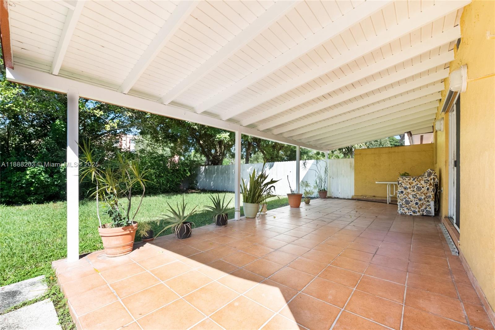 ARBORGATE KENDALL LK E CO - Residential