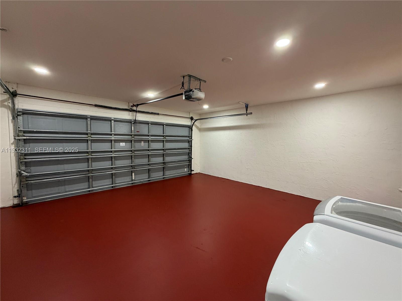 CEDAR CAY - Residential