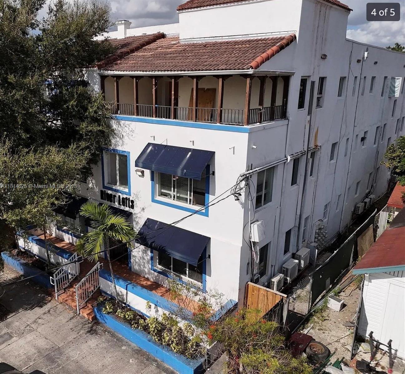 Property for Sale at 1021 Nw 3rd St 306, Miami, Broward County, Florida - Bedrooms: 1 
Bathrooms: 1  - $143,000
