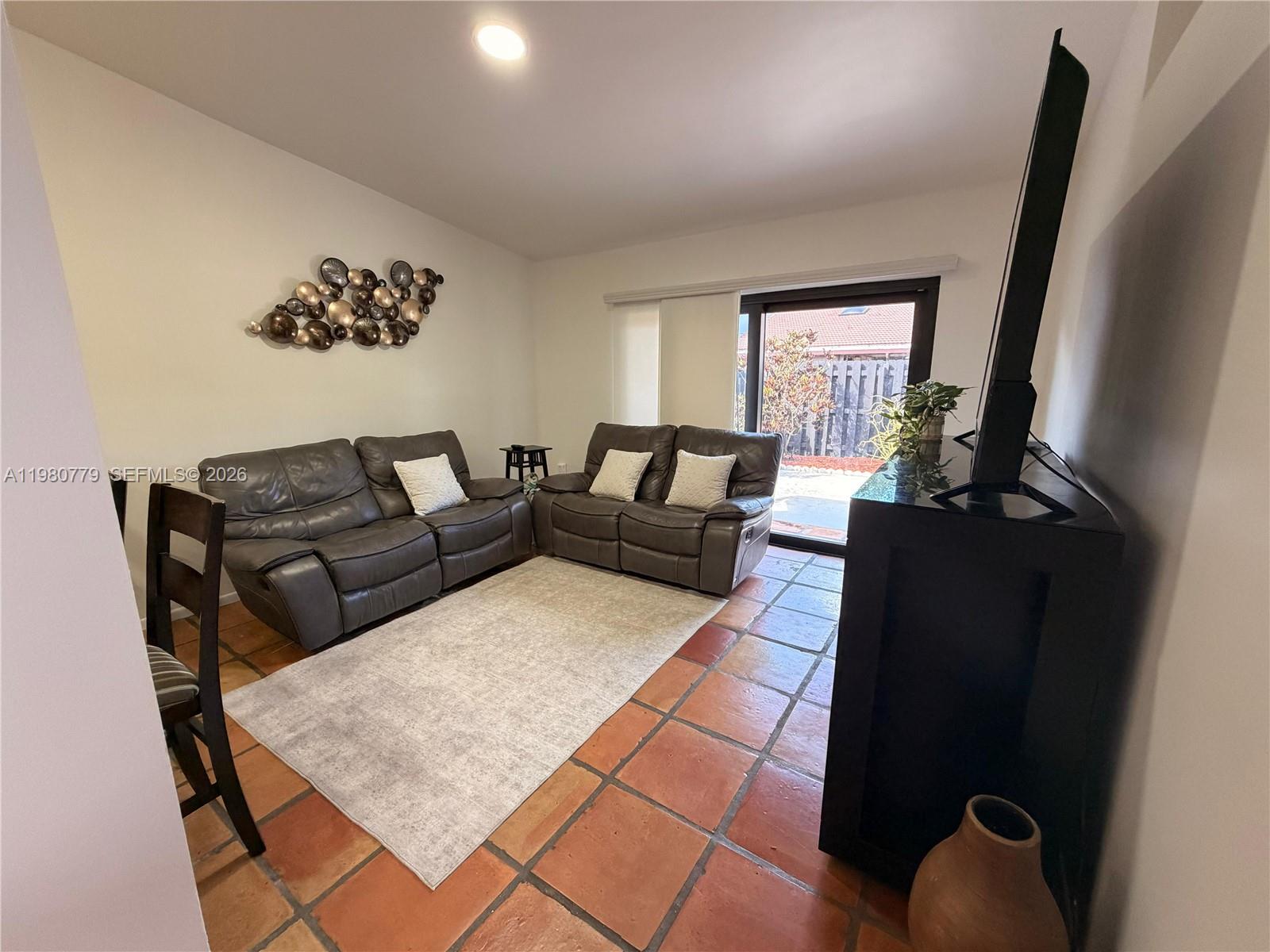 THE MOORS TOWNHOUSES - Residential