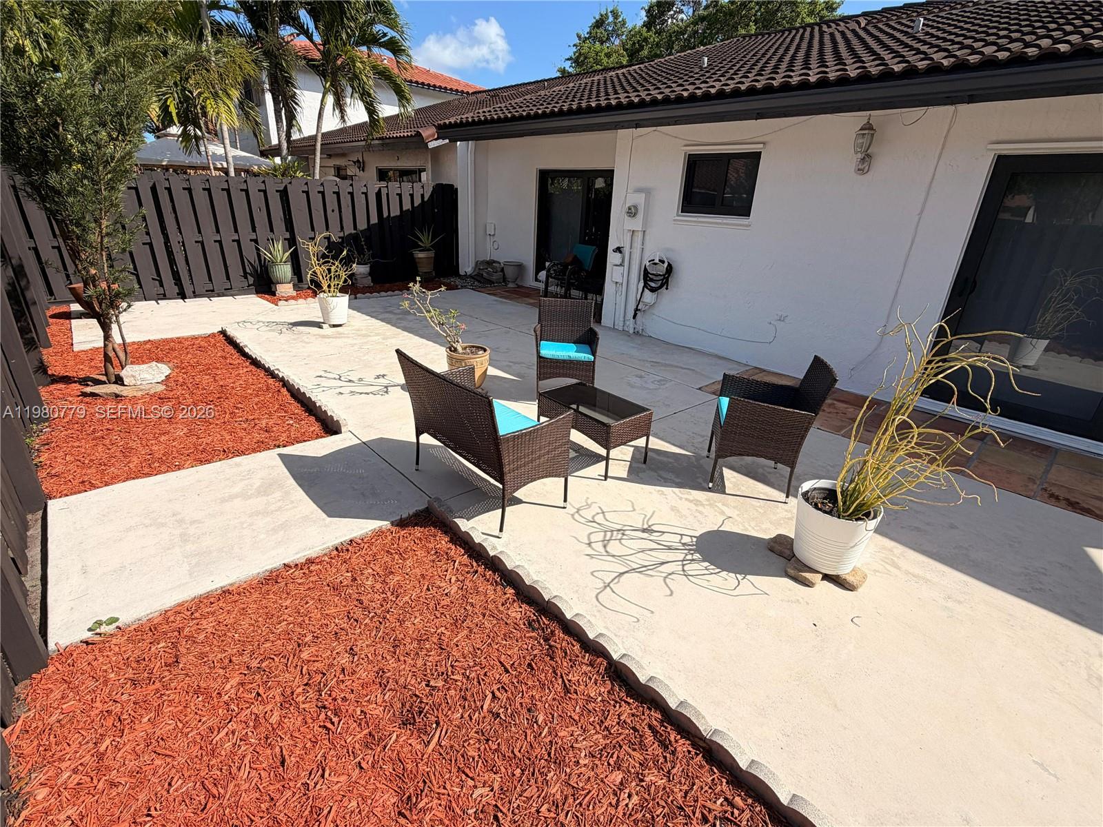 THE MOORS TOWNHOUSES - Residential