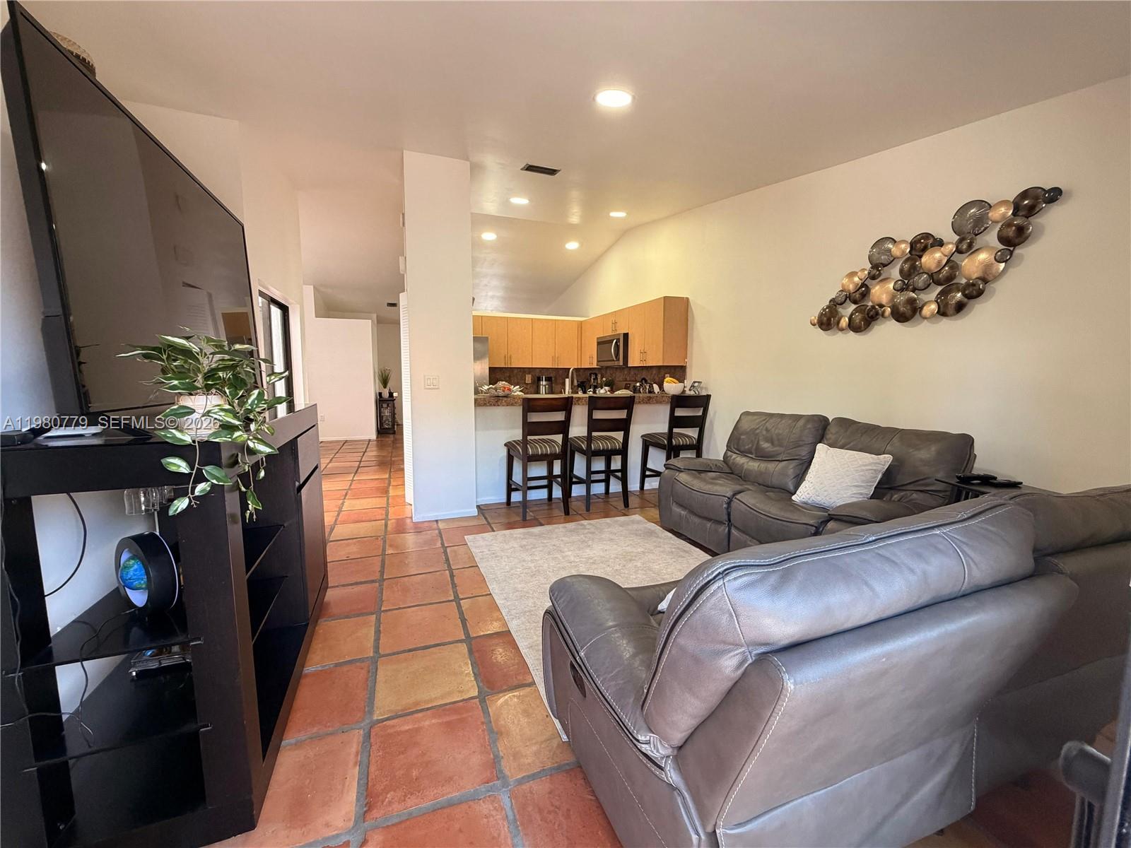 THE MOORS TOWNHOUSES - Residential