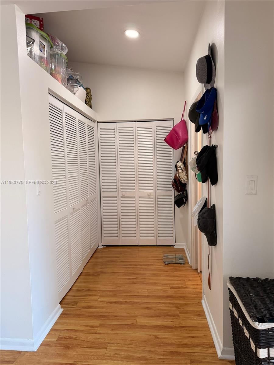 THE MOORS TOWNHOUSES - Residential