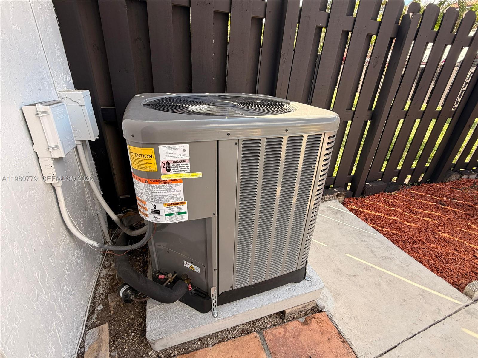 THE MOORS TOWNHOUSES - Residential