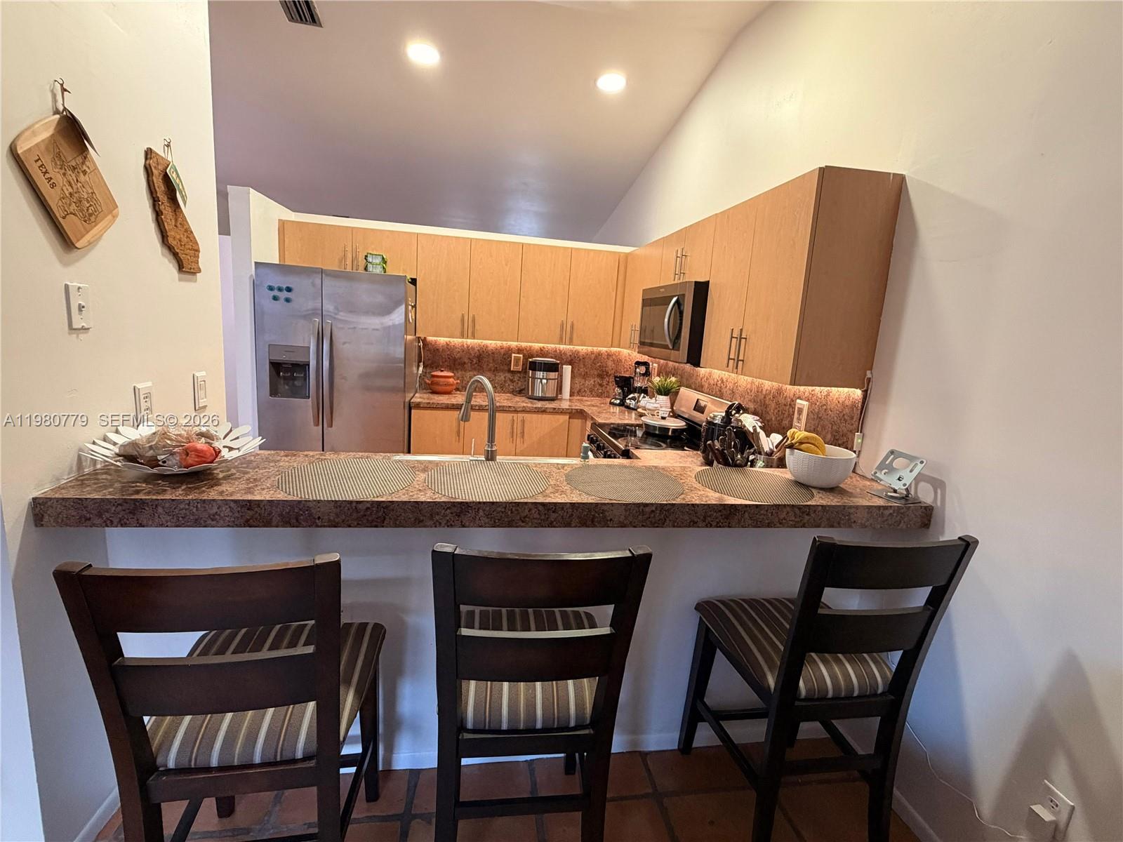 THE MOORS TOWNHOUSES - Residential