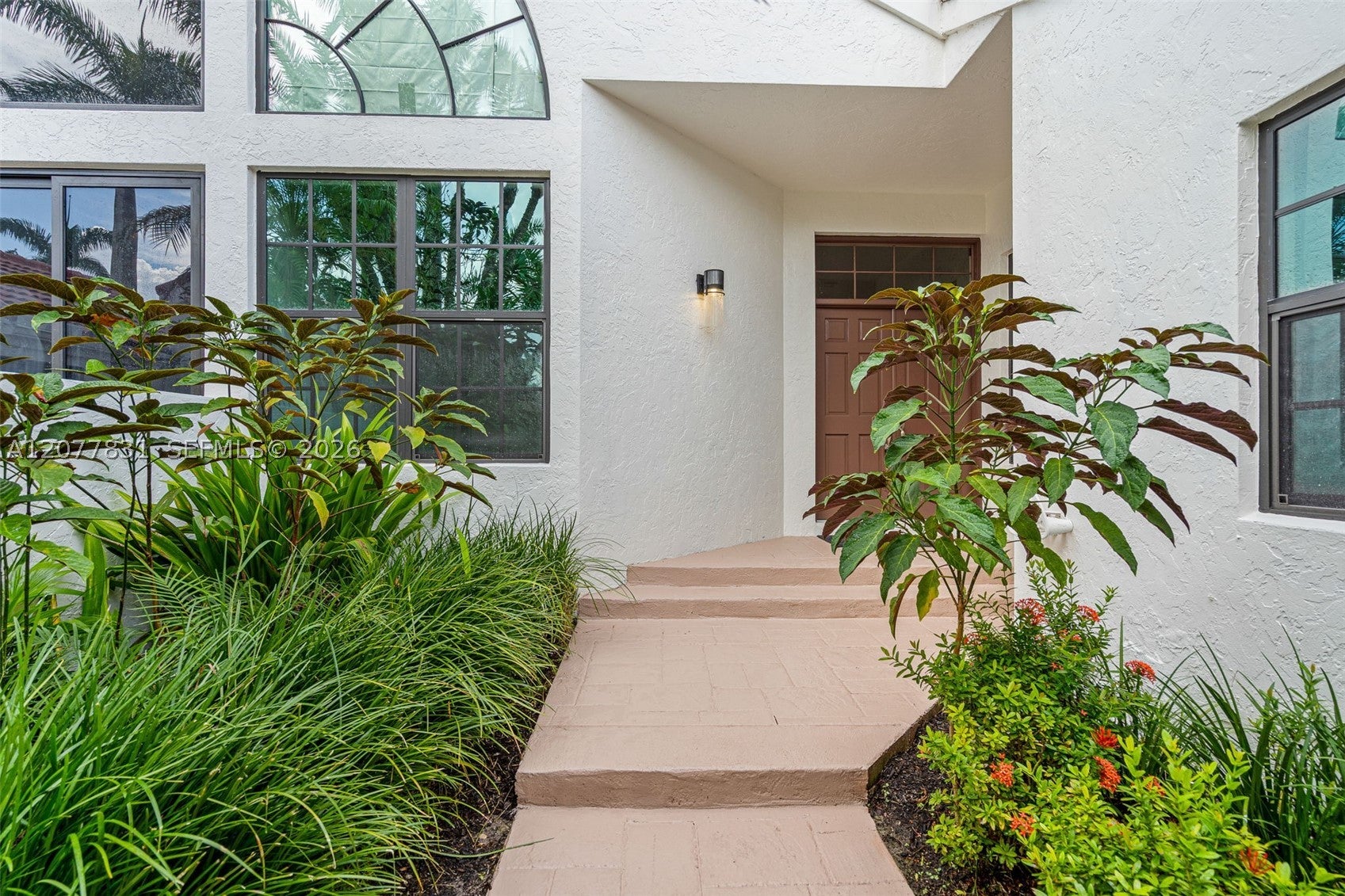 7481 Campo Florido
