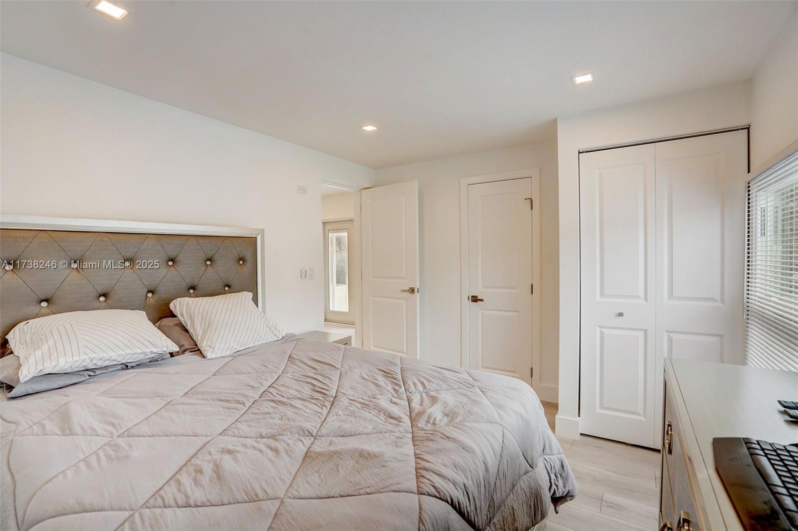 BOCA WOODS - Residential Lease