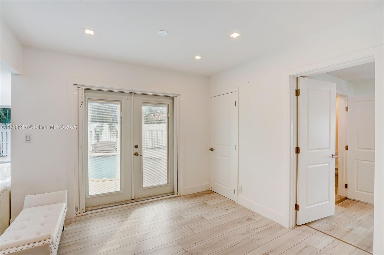 BOCA WOODS - Residential Lease