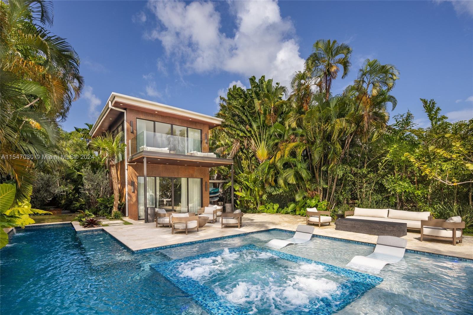Rental Property at 250 S Hibiscus Dr, Miami Beach, Miami-Dade County, Florida - Bedrooms: 4 
Bathrooms: 4  - $105,000 MO.