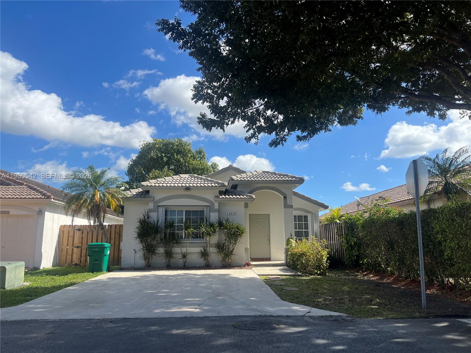 BRIGHTONS MEADOW TRACE - Residential Lease