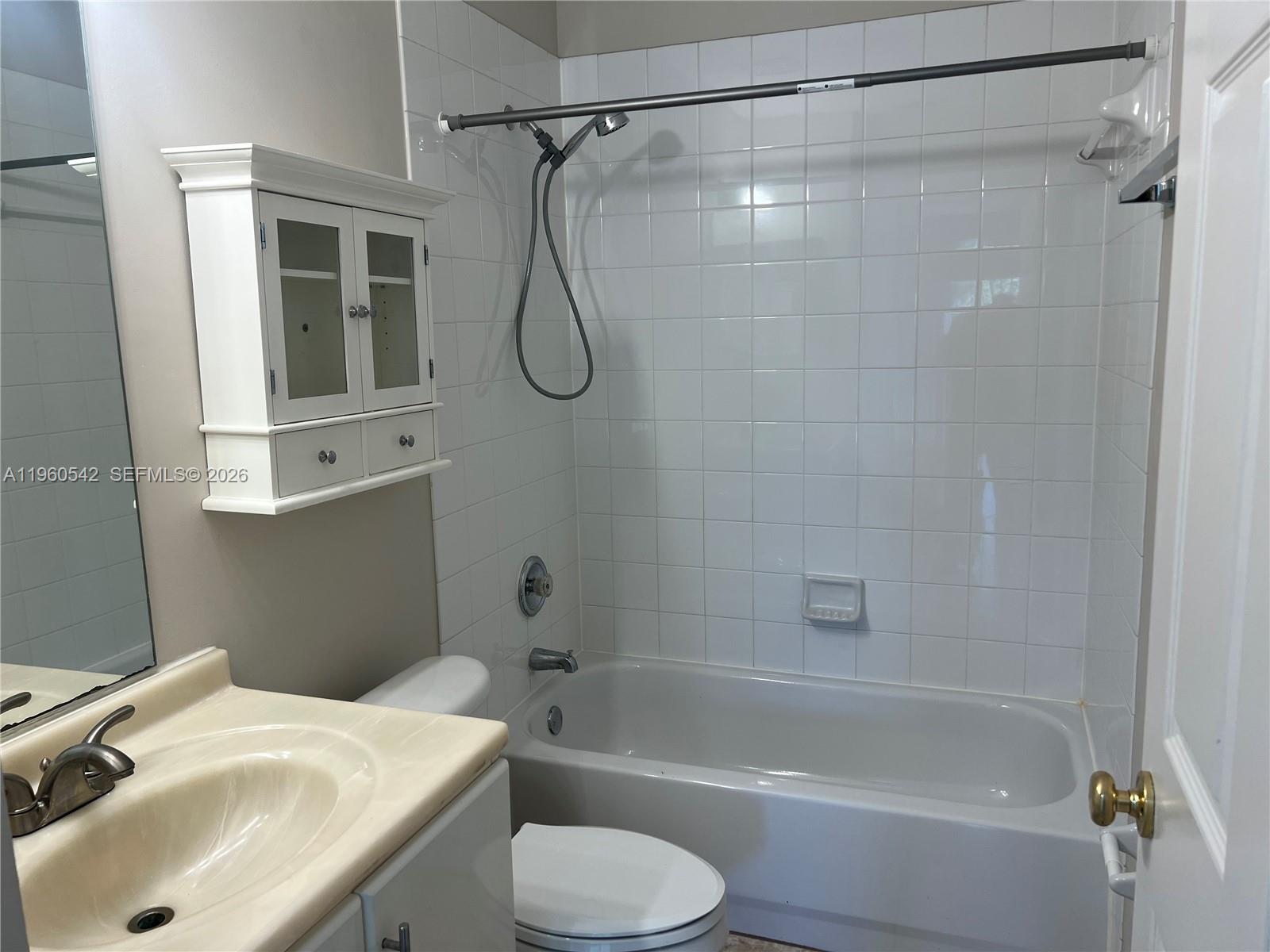 BRIGHTONS MEADOW TRACE - Residential Lease