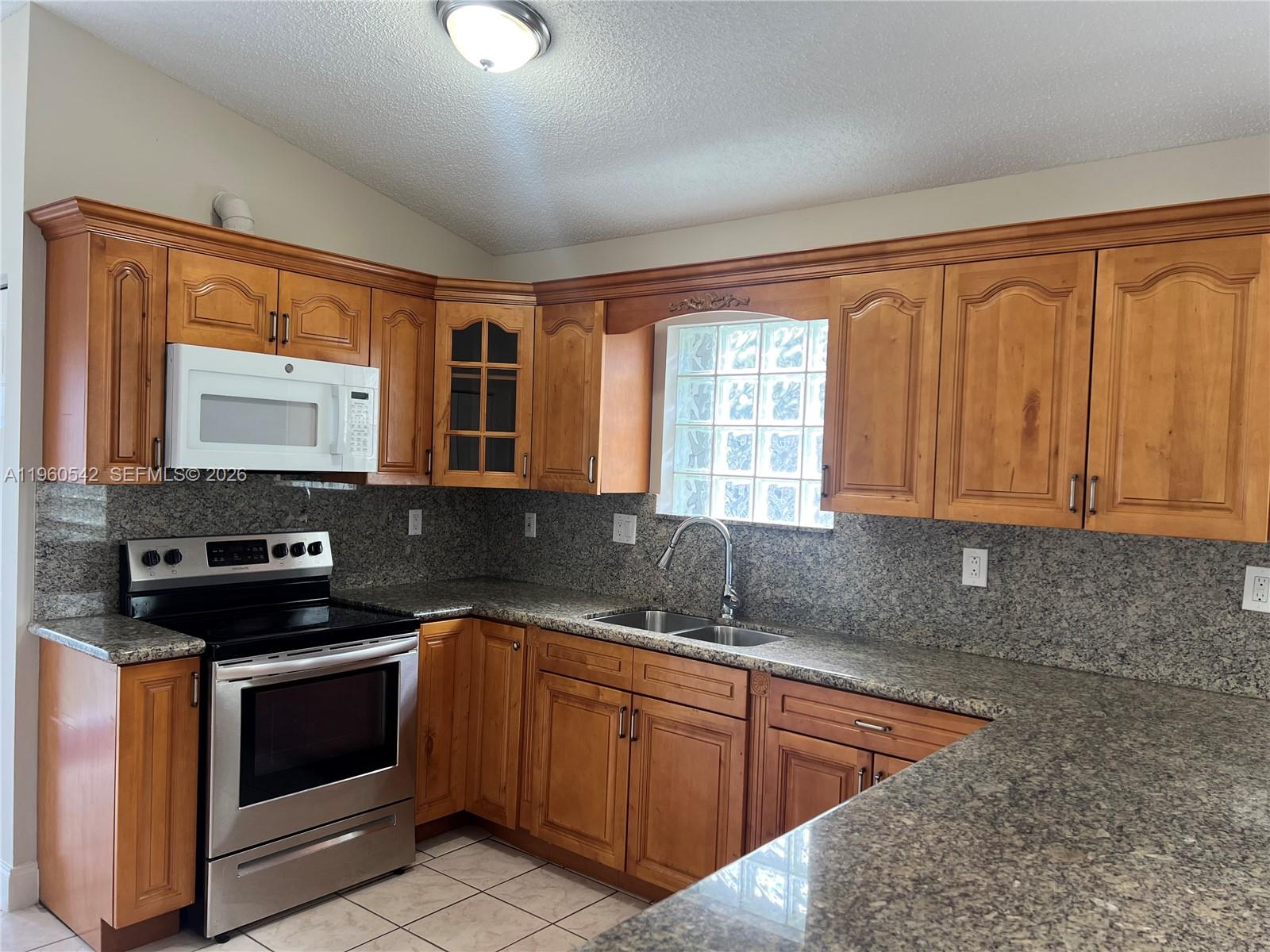 14225 SW 149th Ave 14225