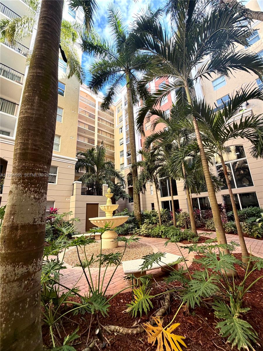 PORTO BELLAGIO CONDO - Residential Lease